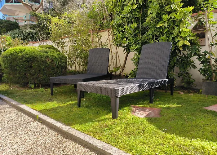 Apartament Acces Direct A La Avec Terrasse Jardin Arcachon