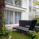Appartement Proche Pied Dans L'eau Avec Terrasse Jardin Vue Sur Le Bassin Depuis La Terrasse