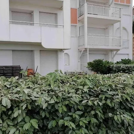 Appart Residence Acces Direct A La Plage Avec Terrasse Jardin