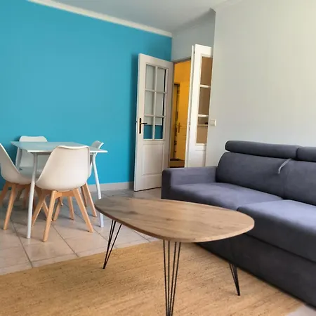 Acces Direct A La Avec Terrasse Jardin