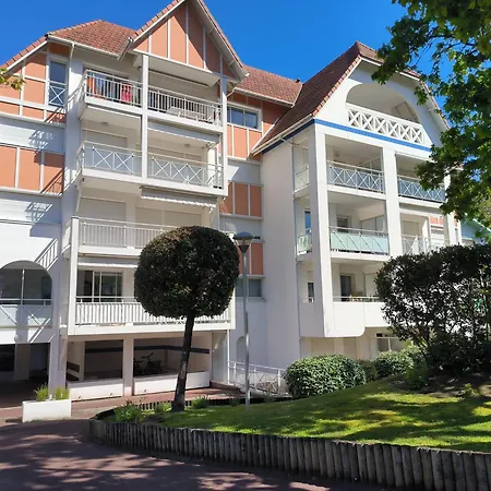 Lägenhet Acces Direct A La Avec Terrasse Jardin